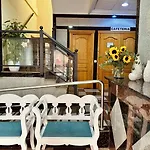 Reyesol Hotel