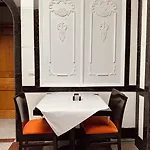 Reyesol Hotel