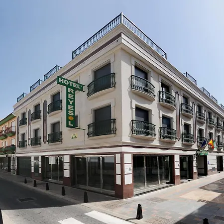 Hotell Reyesol 2*