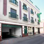 雷耶索尔酒店 2* 丰希罗拉