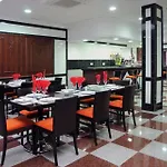 雷耶索尔酒店 酒店 丰希罗拉